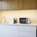 Апартаменти Hyacinthus Executive 5 Min To