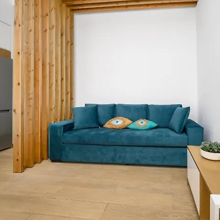 Апартаменты Hyacinthus Executive 5 Min To *