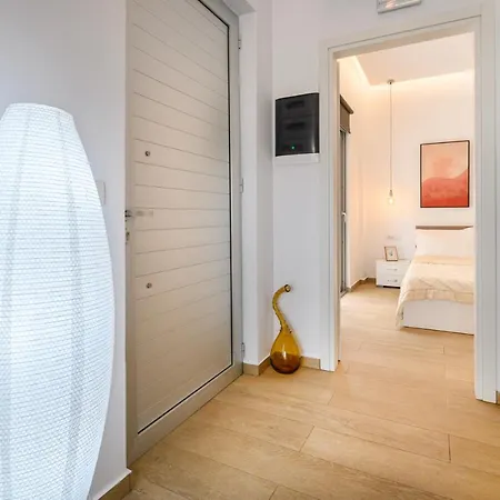 Hyacinthus Executive 5 Min To شقة بلدة كوس